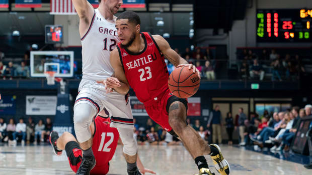 Terrell Brown_Neville E Guard